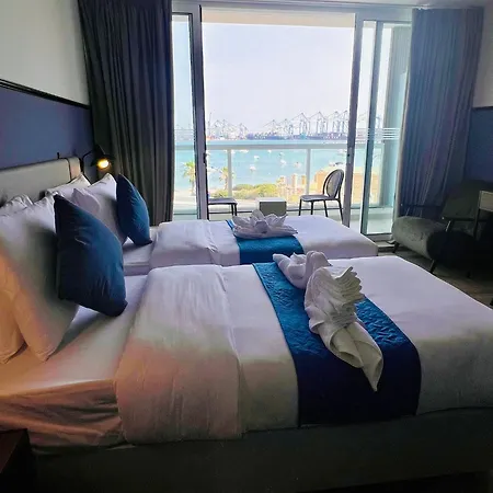 Hotel South32 Birżebbuġa