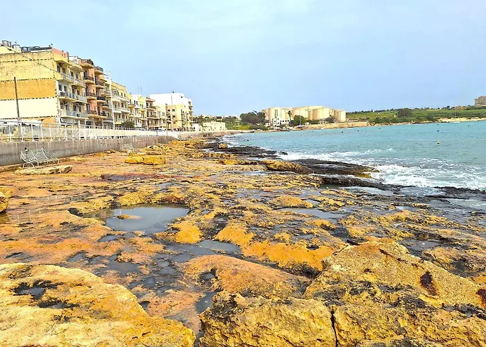 South32 3* Birżebbuġa