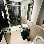 South32 Hotel 3*