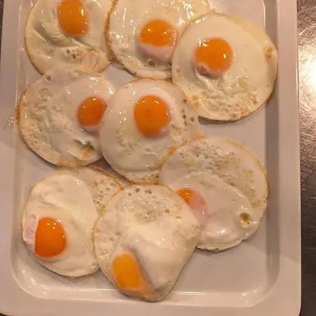 Hotell South32 Birżebbuġa