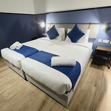 Hotel South32