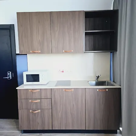 Hotel South32 3*