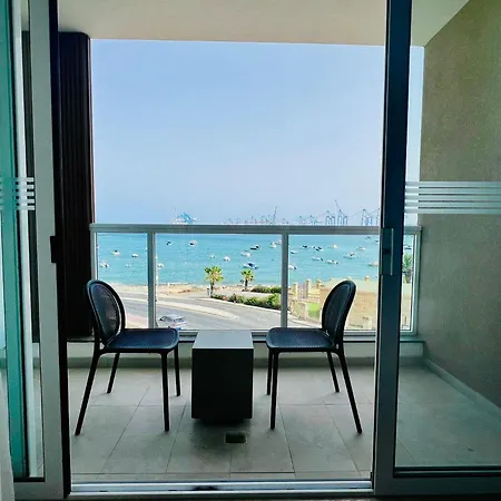 South32 Hotell Birżebbuġa