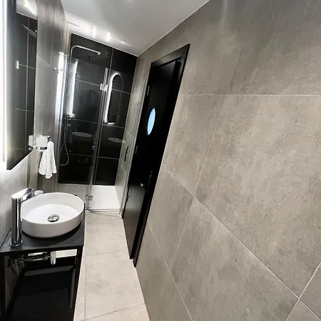 South32 3* Birżebbuġa