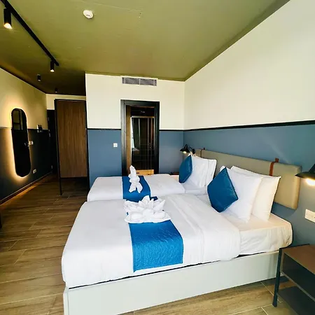Hotel South32