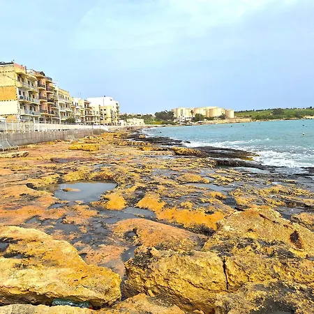 South32 3* Birżebbuġa