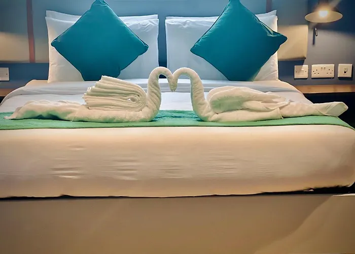 South32 Otel Birżebbuġa